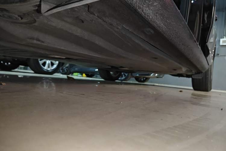 Used Skoda Superb 2019 TSI280 DSG Comfort Edition Left Side Sill