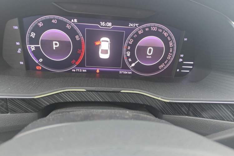 Used Skoda Superb 2019 TSI330 DSG Luxury Edition Odometer Close Up