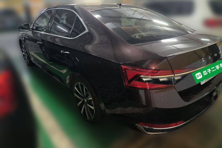 Used Skoda Superb 2019 TSI330 DSG Luxury Edition Rear Left 45 Deg