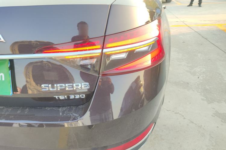 Used Skoda Superb 2019 Restyled TSI330 DSG Comfort Edition Right Rear Taillight