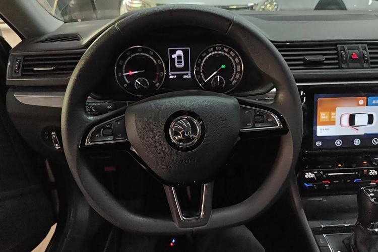 Used Skoda Superb 2019 TSI280 DSG Comfort Edition Steering Wheel
