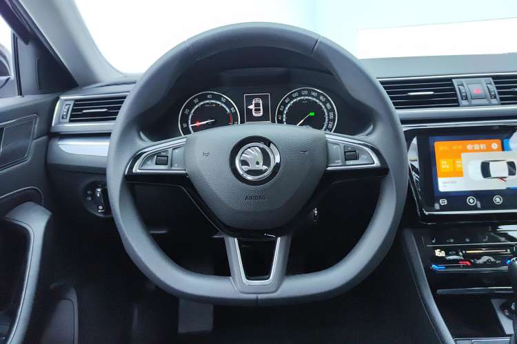 Used Skoda Superb 2019 TSI280 DSG Comfort Edition Steering Wheel