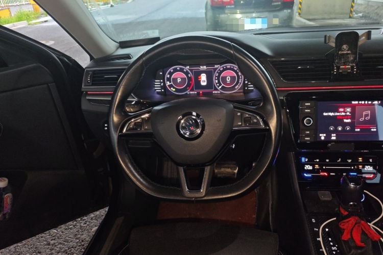 Used Skoda Superb 2019 TSI330 DSG Luxury Edition Steering Wheel