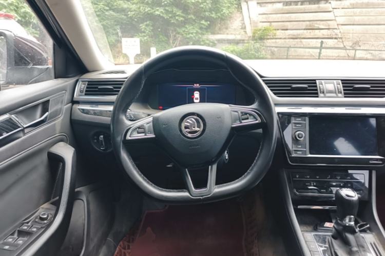 Used Skoda Superb 2019 TSI330 DSG Luxury Edition Steering Wheel