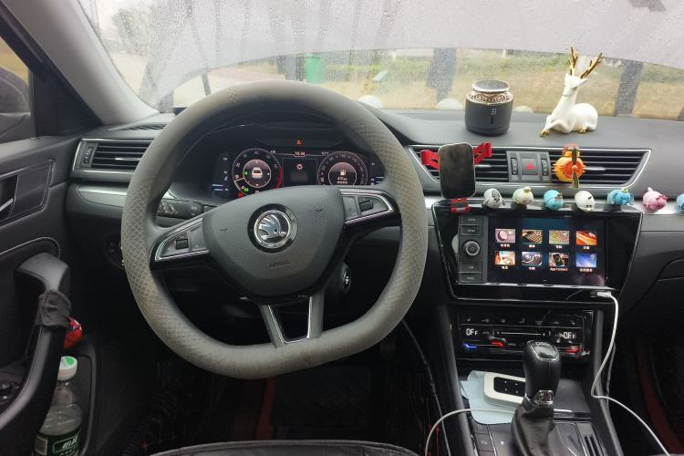 Used Skoda Superb 2019 Restyled TSI330 DSG Comfort Edition Steering Wheel