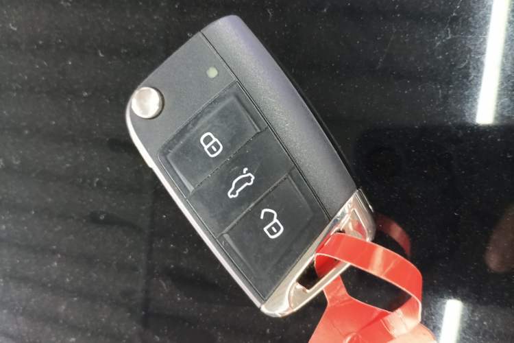 Used Skoda Superb 2019 TSI280 DSG Comfort Edition Vehicle Key
