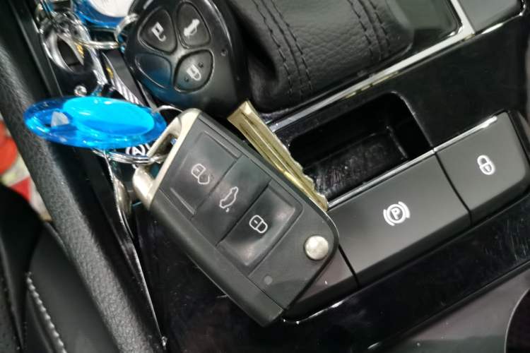 Used Skoda Superb 2019 Restyled TSI330 DSG Comfort Edition Vehicle Key