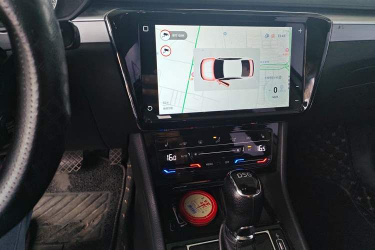 Used Skoda Superb 2019 TSI280 DSG Comfort Edition Audio And AC Panel