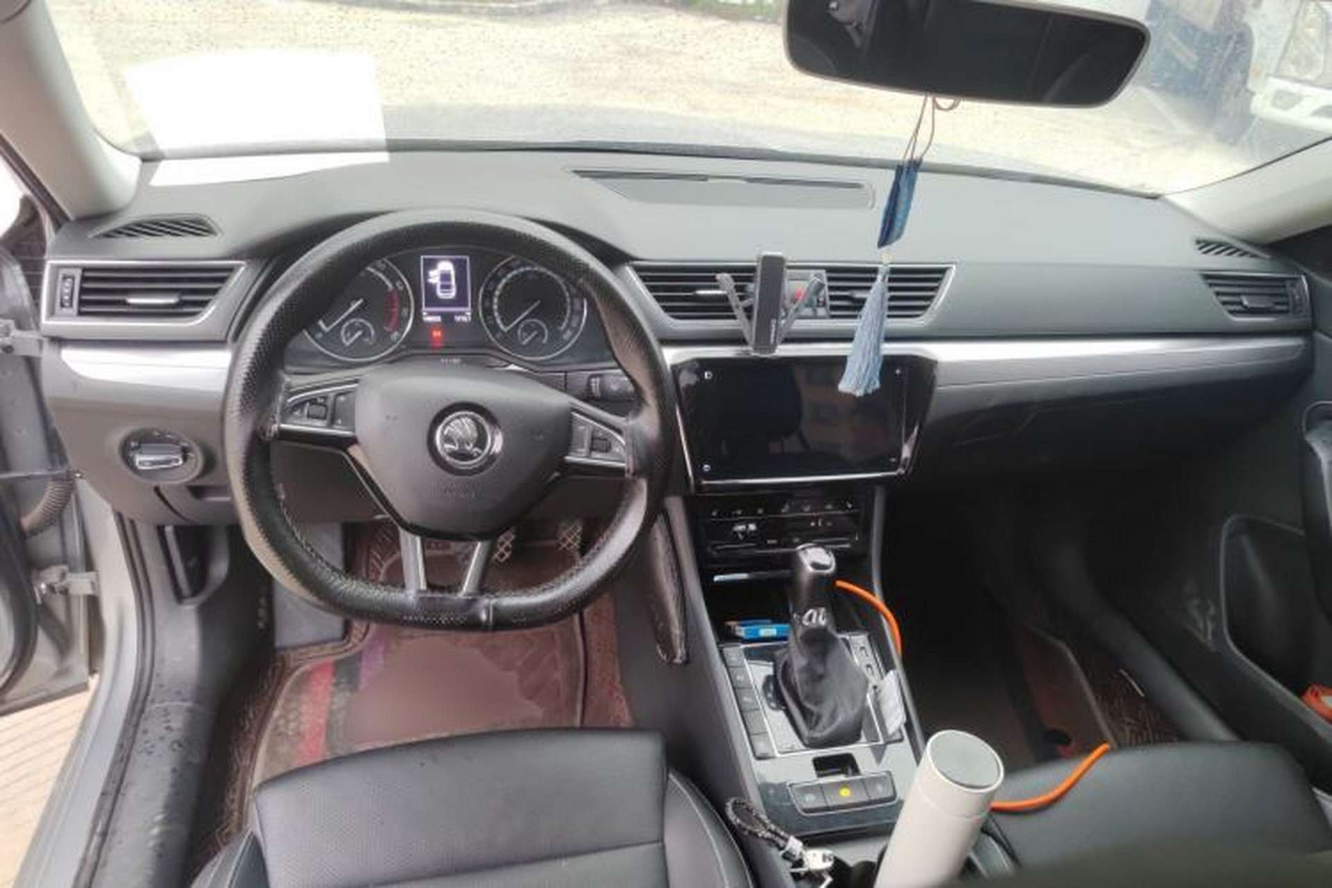 Used Skoda Superb 2019 TSI280 DSG Comfort Edition Center Console