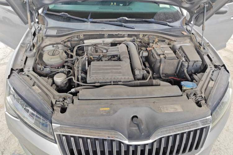 Used Skoda Superb 2019 TSI280 DSG Comfort Edition Engine Bay