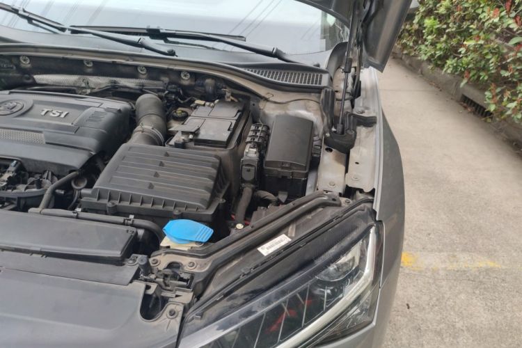 Used Skoda Superb 2019 TSI380 DSG Flagship Edition Engine Bay Left