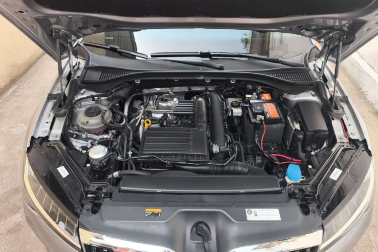 Used Skoda Superb 2019 Facelifted TSI280 DSG Comfort Edition Engine Bay