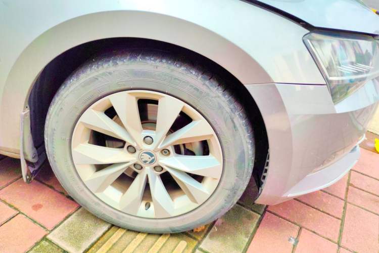 Used Skoda Superb 2019 TSI280 DSG Comfort Edition Exterior 1