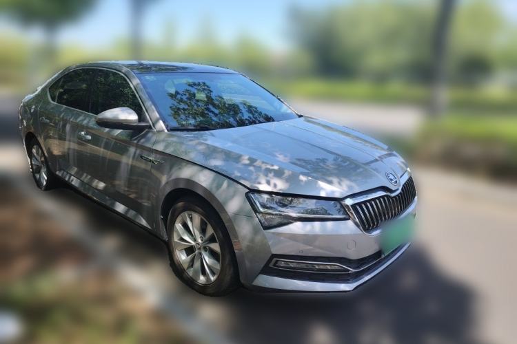 Used Skoda Superb 2019 Restyled TSI330 DSG Comfort Edition Front Right 45 Deg
