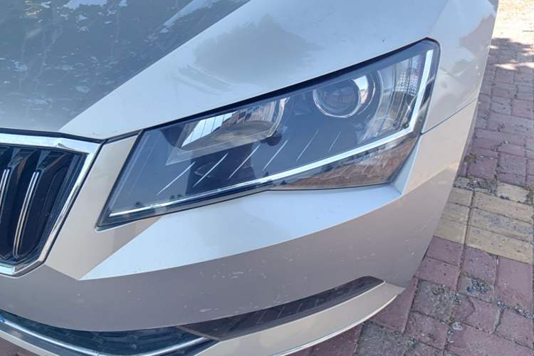 Used Skoda Superb 2019 TSI280 DSG Comfort Edition Left Front Headlight