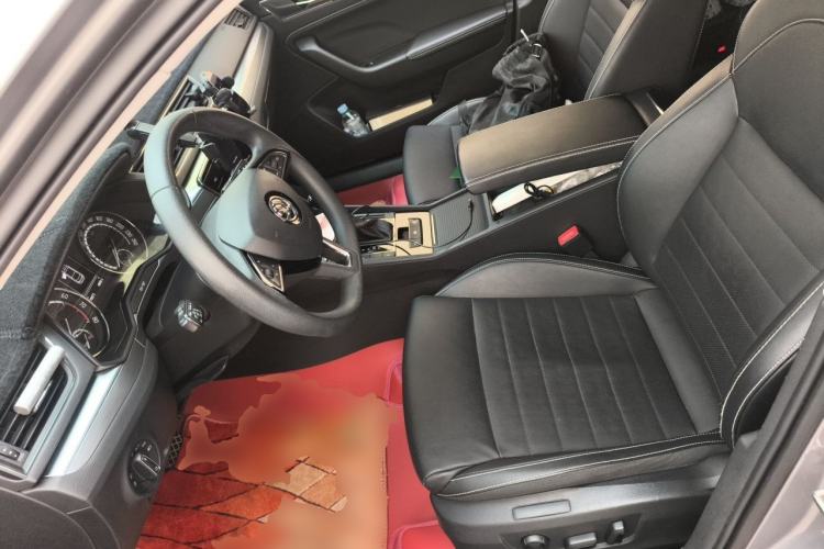Used Skoda Superb 2019 Facelifted TSI280 DSG Comfort Edition Left Front Seat