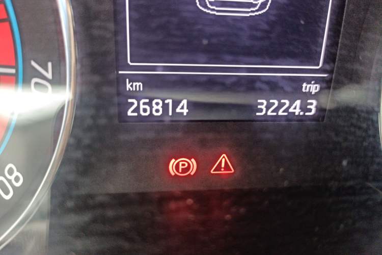 Used Skoda Superb 2019 TSI280 DSG Comfort Edition Odometer Close Up