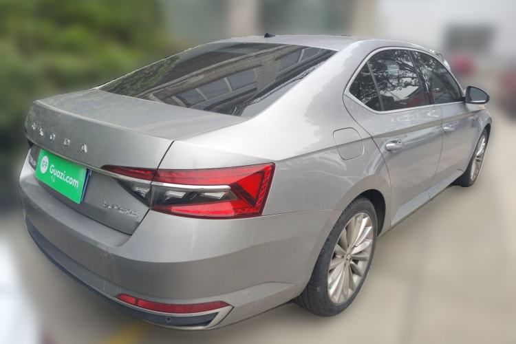 Used Skoda Superb 2019 TSI380 DSG Flagship Edition Rear Right 45 Deg