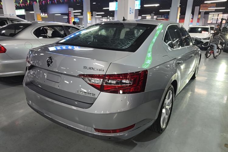 Used Skoda Superb 2019 TSI280 DSG Comfort Edition Rear Right 45 Deg
