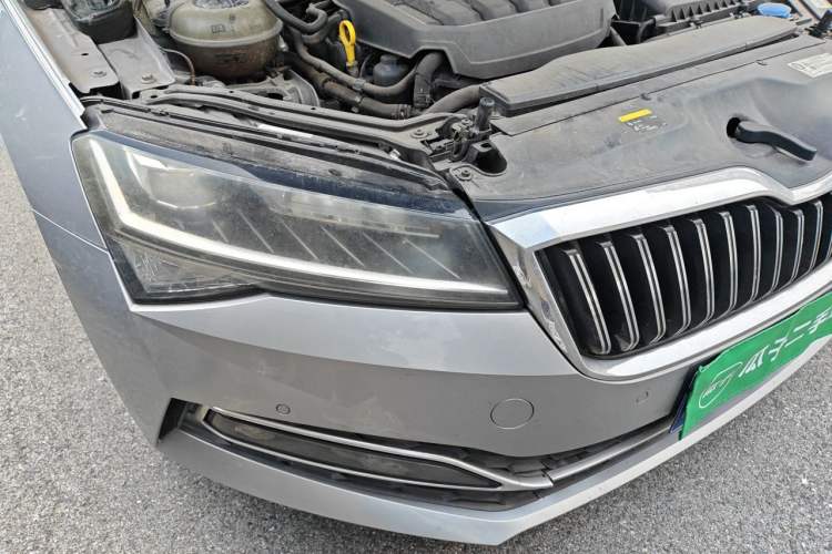 Used Skoda Superb 2019 TSI330 DSG Comfort Edition Right Front Headlight