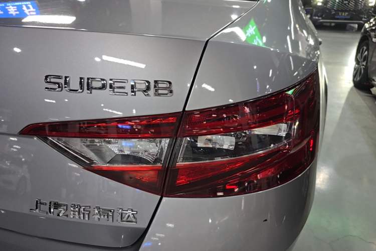 Used Skoda Superb 2019 TSI280 DSG Comfort Edition Right Rear Taillight
