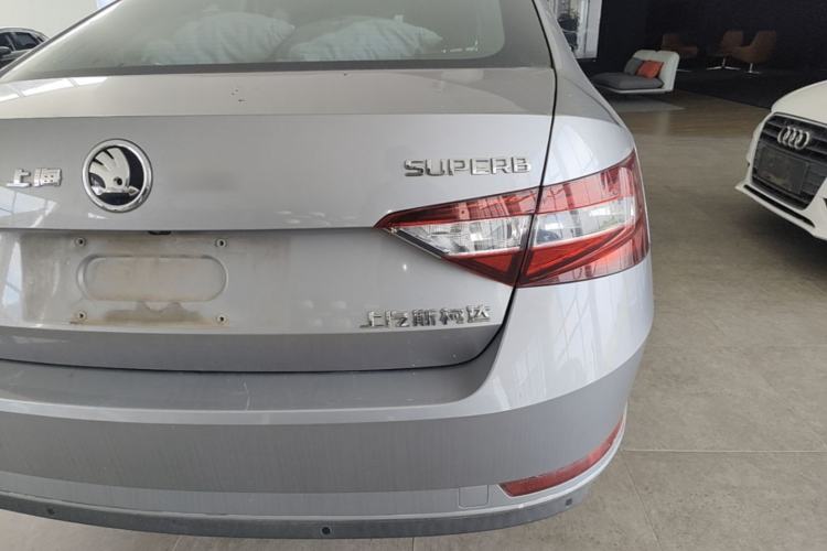 Used Skoda Superb 2019 TSI280 DSG Comfort Edition Right Rear Taillight
