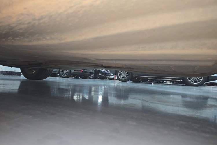 Used Skoda Superb 2019 TSI280 DSG Comfort Edition Right Side Sill
