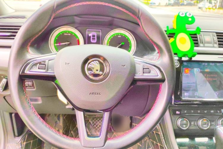 Used Skoda Superb 2019 TSI280 DSG Comfort Edition Steering Wheel