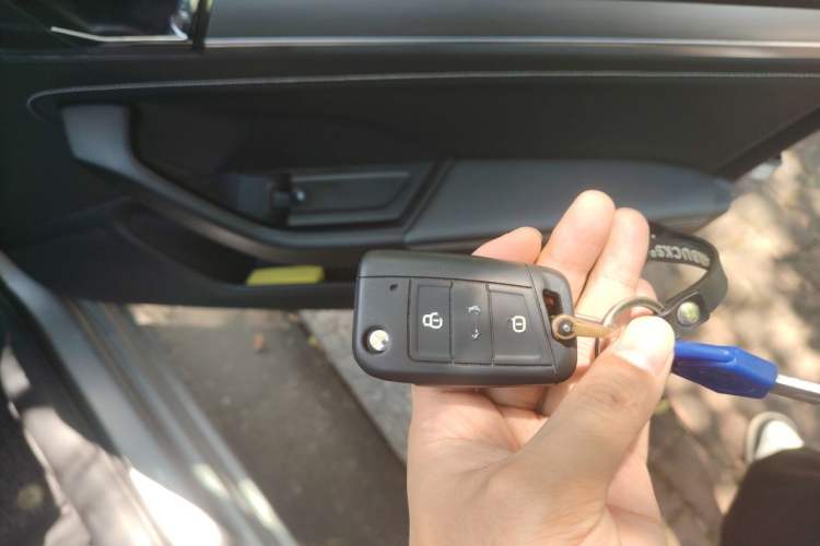 Used Skoda Superb 2019 Restyled TSI330 DSG Comfort Edition Vehicle Key