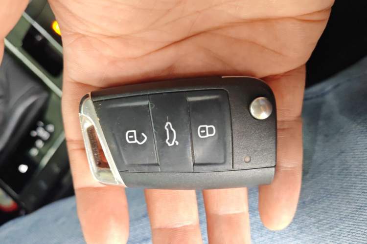 Used Skoda Superb 2019 TSI280 DSG Comfort Edition Vehicle Key