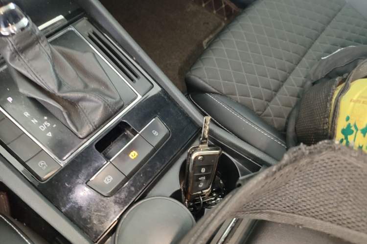 Used Skoda Superb 2019 TSI280 DSG Comfort Edition Vehicle Key