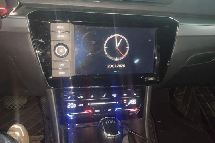 Used Skoda Superb 2019 Restyled TSI330 DSG Comfort Edition Audio And AC Panel