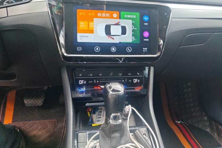 Used Skoda Superb 2019 TSI280 DSG Comfort Edition Audio And AC Panel