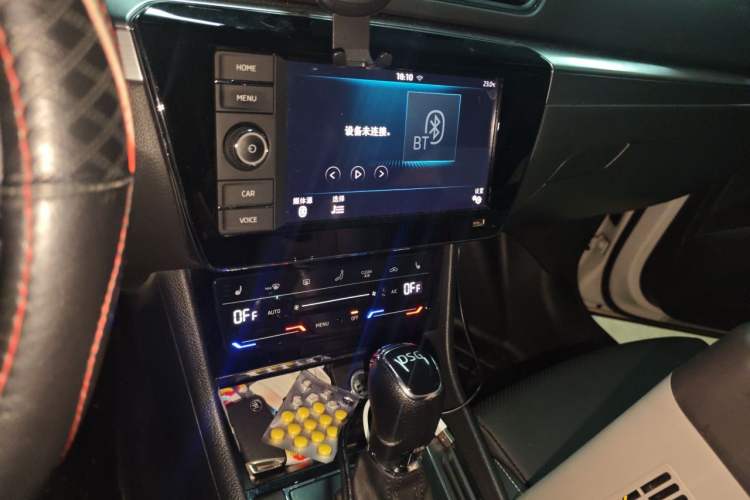 Used Skoda Superb 2019 Restyled TSI330 DSG Comfort Edition Audio And AC Panel