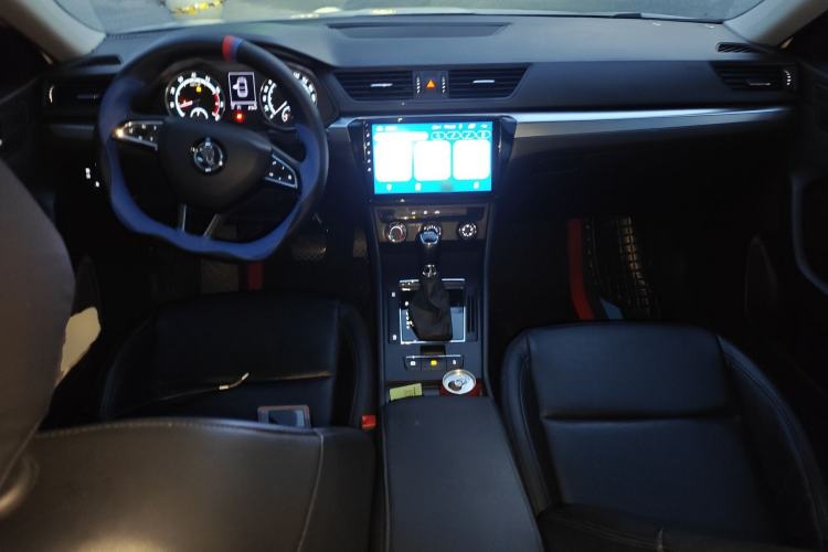 Used Skoda Superb 2019 TSI280 DSG Standard Edition Center Console