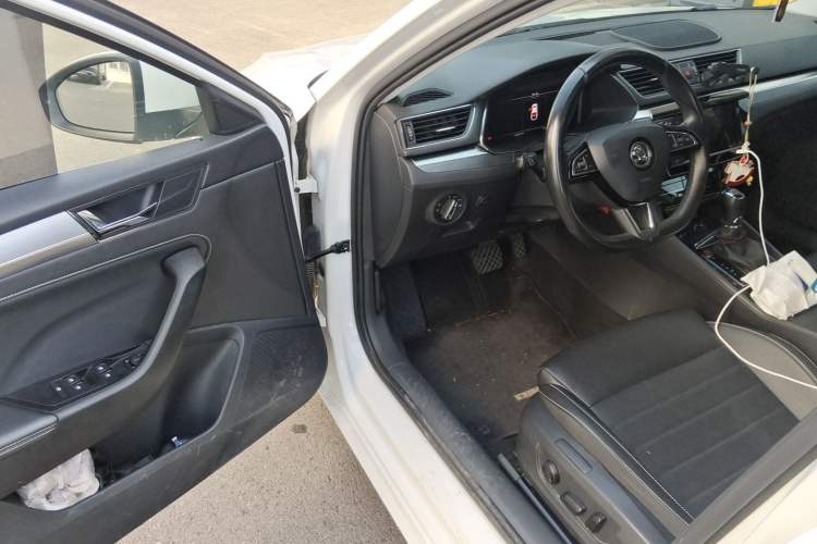 Used Skoda Superb 2019 Restyled TSI330 DSG Comfort Edition Driver Seat
