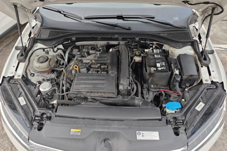 Used Skoda Superb 2019 Facelifted TSI280 DSG Comfort Edition Engine Bay