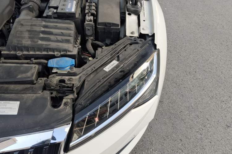 Used Skoda Superb 2019 Restyled TSI330 DSG Comfort Edition Engine Bay Left