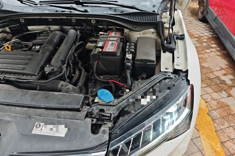 Used Skoda Superb 2019 Facelifted TSI280 DSG Comfort Edition Engine Bay Left