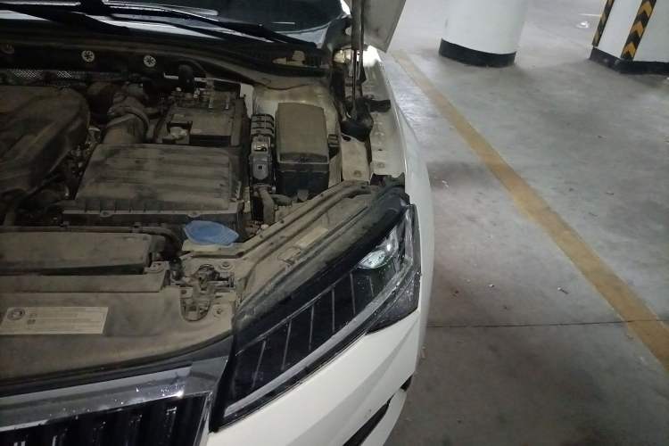 Used Skoda Superb 2019 Restyled TSI330 DSG Comfort Edition Engine Bay Left