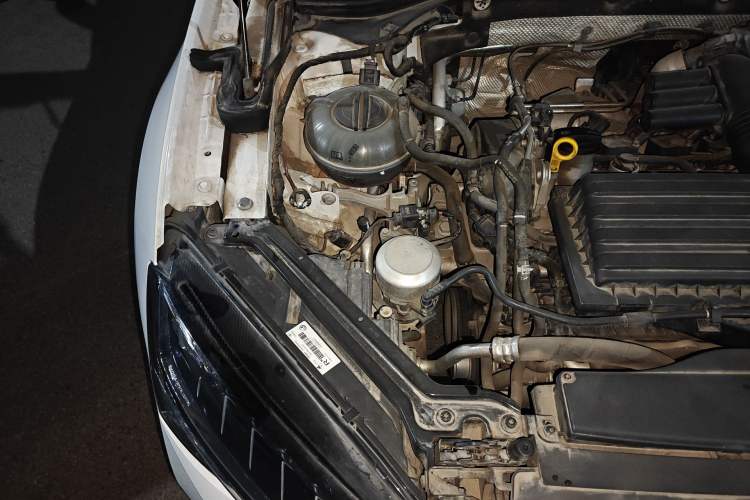 Used Skoda Superb 2019 TSI280 DSG Standard Edition Engine Bay Right