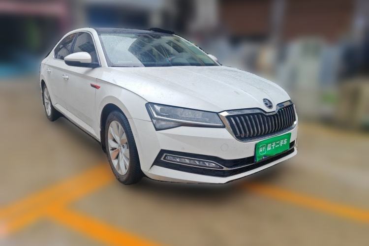 Used Skoda Superb 2019 TSI330 DSG Comfort Edition Front Right 45 Deg