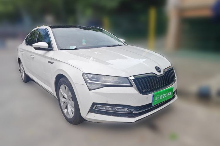 Used Skoda Superb 2019 TSI280 DSG Comfort Edition Front Right 45 Deg