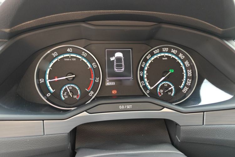 Used Skoda Superb 2019 Facelifted TSI280 DSG Comfort Edition Instrument Cluster