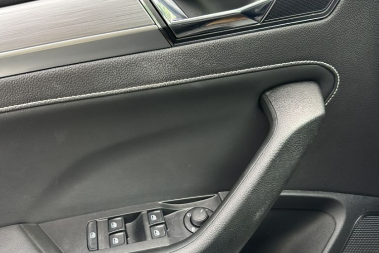 Used Skoda Superb 2019 Facelifted TSI280 DSG Comfort Edition Interior 14