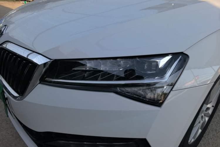Used Skoda Superb 2019 TSI280 DSG Standard Edition Left Front Headlight