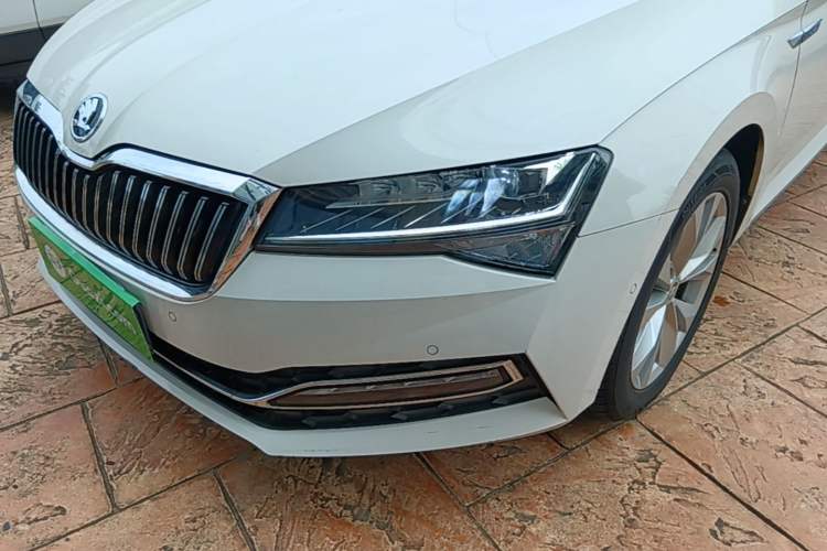 Used Skoda Superb 2019 TSI280 DSG Comfort Edition Left Front Headlight