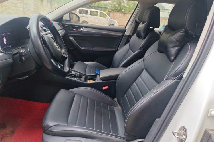 Used Skoda Superb 2019 TSI330 DSG Comfort Edition Left Front Seat