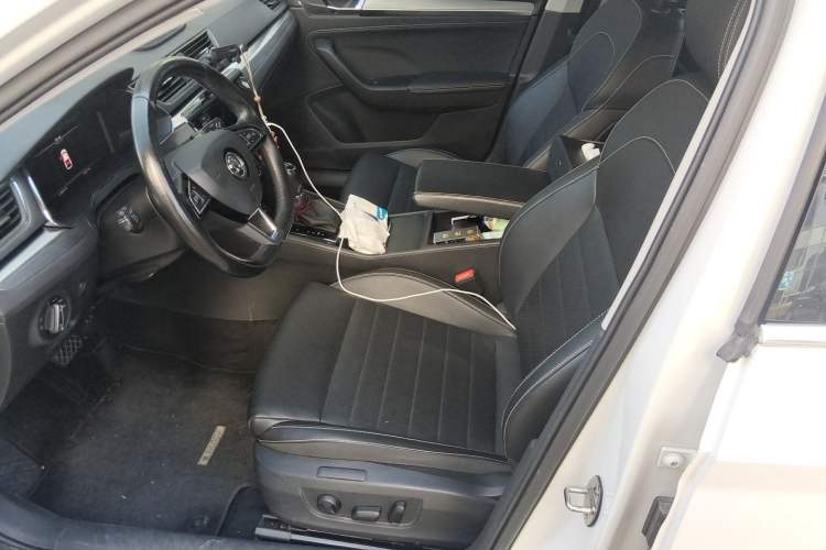 Used Skoda Superb 2019 Restyled TSI330 DSG Comfort Edition Left Front Seat