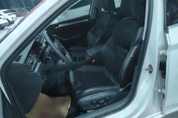Used Skoda Superb 2019 TSI280 DSG Comfort Edition Left Front Seat